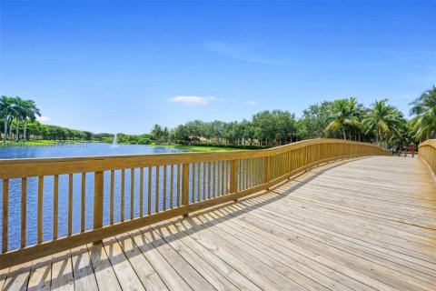 Condo in Miramar, Florida, 1 bedroom  № 1374324 - photo 22