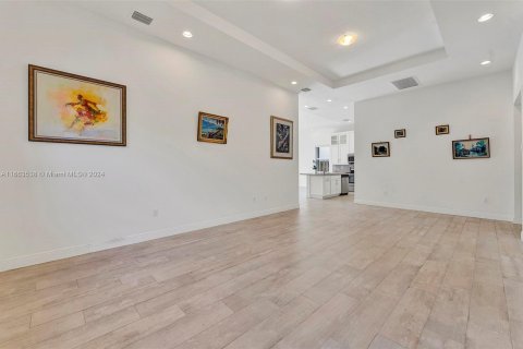 Villa ou maison à vendre à Miami, Floride: 3 chambres, 183.95 m2 № 1374370 - photo 18