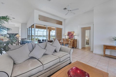 Villa ou maison à vendre à Punta Gorda, Floride: 3 chambres, 211.54 m2 № 1290844 - photo 6