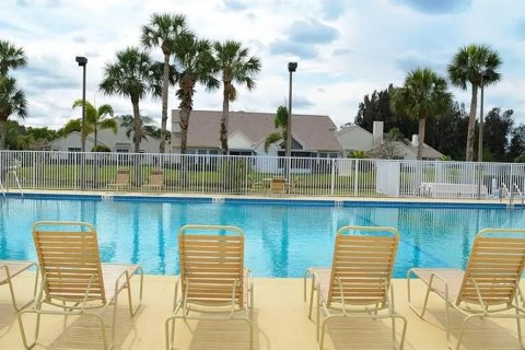 Condo in Vero Beach, Florida, 2 bedrooms  № 830902 - photo 19