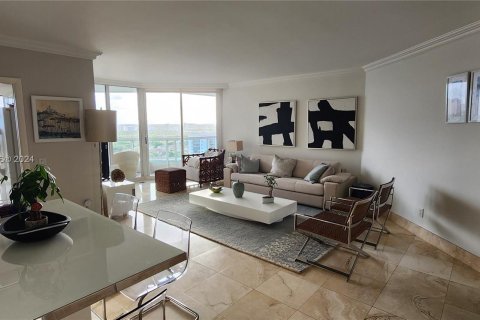 Condo in Aventura, Florida, 3 bedrooms  № 1351729 - photo 1