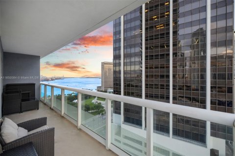 Condo in Miami, Florida, 2 bedrooms  № 1351730 - photo 10