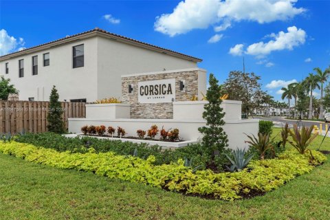 Townhouse in Homestead, Florida 3 bedrooms, 137.77 sq.m. № 1330967 - photo 1