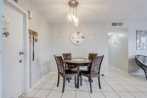 Condominio en venta en Orlando, Florida, 3 dormitorios, 84.54 m2 № 1193245 - foto 5
