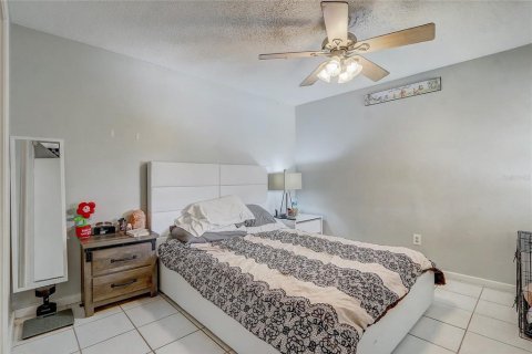 Condo in Orlando, Florida, 3 bedrooms  № 1193245 - photo 11