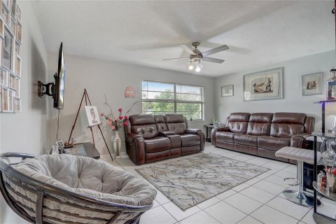 Copropriété à vendre à Orlando, Floride: 3 chambres, 84.54 m2 № 1193245 - photo 3