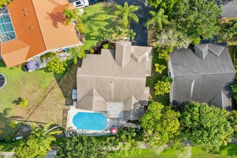 Villa ou maison à vendre à Coral Springs, Floride: 4 chambres, 210.89 m2 № 1208666 - photo 9