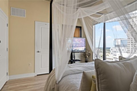 Condo in Orlando, Florida, 2 bedrooms  № 1298211 - photo 24