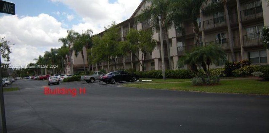 Condo in Pembroke Pines, Florida, 2 bedrooms  № 1417762