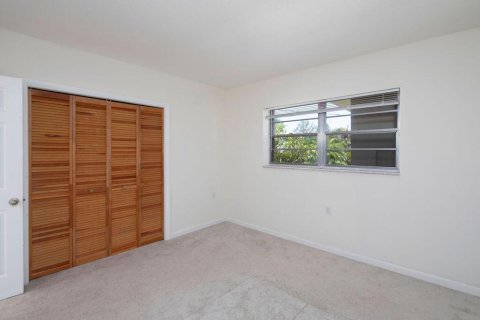 Condo in Stuart, Florida, 2 bedrooms  № 1208751 - photo 10