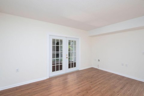 Condo in Stuart, Florida, 2 bedrooms  № 1208751 - photo 21