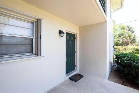 Condo in Stuart, Florida, 2 bedrooms  № 1208751 - photo 4