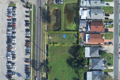 Terreno en venta en Tampa, Florida № 1338720 - foto 1