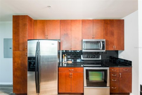 Condominio en venta en Tampa, Florida, 2 dormitorios, 121.61 m2 № 738993 - foto 7