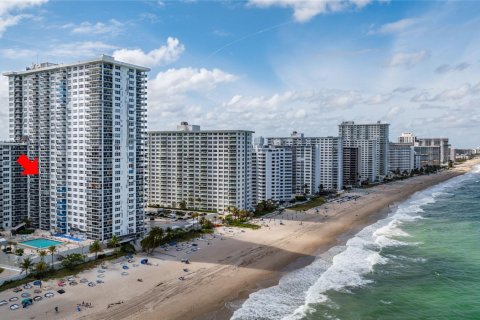 Condo in Fort Lauderdale, Florida, 2 bedrooms  № 1209102 - photo 7