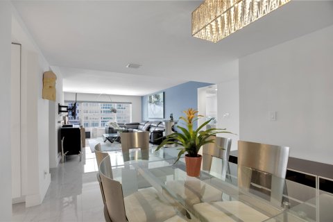 Condominio en venta en Fort Lauderdale, Florida, 2 dormitorios, 133.31 m2 № 1209102 - foto 22