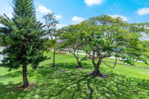 Condo in Boca Raton, Florida, 1 bedroom  № 1209100 - photo 13