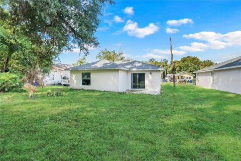 House in Lakeland, Florida 3 bedrooms, 122.07 sq.m. № 1385087 - photo 23