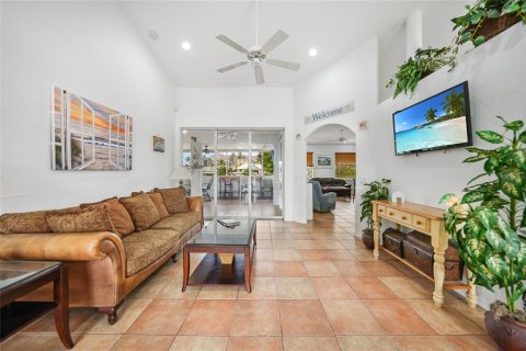 Villa ou maison à vendre à Punta Gorda, Floride: 3 chambres, 169.18 m2 № 1346311 - photo 5