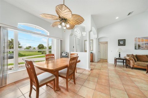 Villa ou maison à vendre à Punta Gorda, Floride: 3 chambres, 169.18 m2 № 1346311 - photo 8