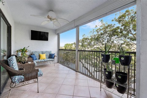 Condo in Pompano Beach, Florida, 2 bedrooms  № 957053 - photo 15