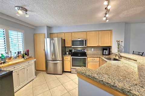 Copropriété à vendre à Pompano Beach, Floride: 2 chambres, 113.53 m2 № 957053 - photo 30