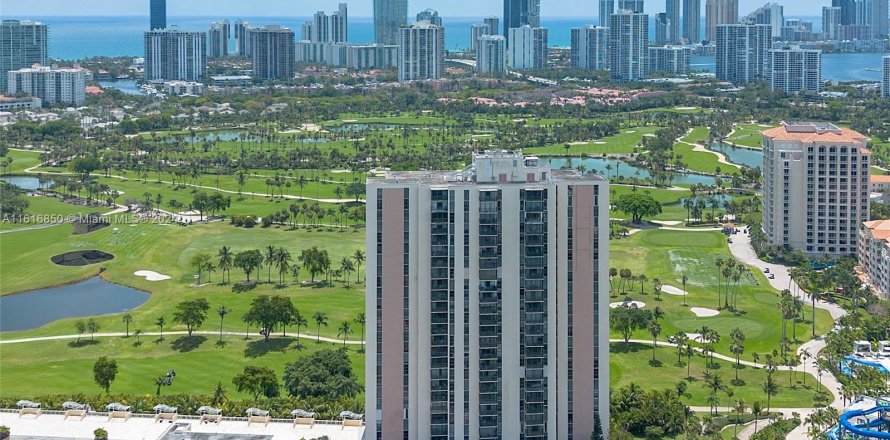 Condo in Aventura, Florida, 2 bedrooms  № 1238450