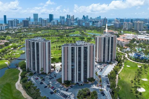 Condo in Aventura, Florida, 2 bedrooms  № 1238450 - photo 5