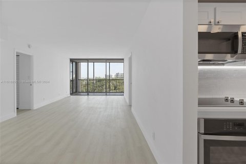 Copropriété à vendre à Aventura, Floride: 2 chambres, 105.72 m2 № 1238450 - photo 12