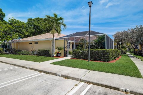 Adosado en venta en Palm Beach Gardens, Florida, 2 dormitorios, 111.48 m2 № 1096410 - foto 27