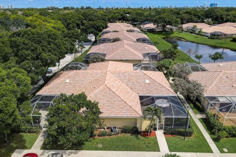 Adosado en venta en Palm Beach Gardens, Florida, 2 dormitorios, 111.48 m2 № 1096410 - foto 19