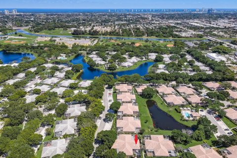 Townhouse in Palm Beach Gardens, Florida 2 bedrooms, 111.48 sq.m. № 1096410 - photo 16