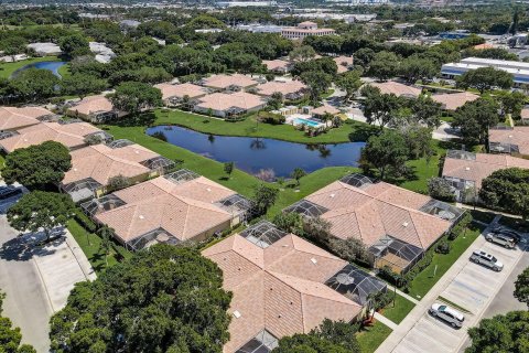 Townhouse in Palm Beach Gardens, Florida 2 bedrooms, 111.48 sq.m. № 1096410 - photo 21