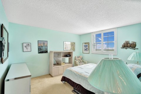 Condo in Dania Beach, Florida, 2 bedrooms  № 1096452 - photo 27