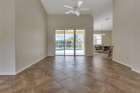 Villa ou maison à vendre à Punta Gorda, Floride: 3 chambres, 184.23 m2 № 1276920 - photo 6