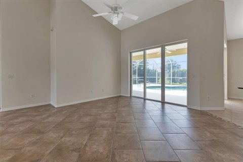 Villa ou maison à vendre à Punta Gorda, Floride: 3 chambres, 184.23 m2 № 1276920 - photo 8