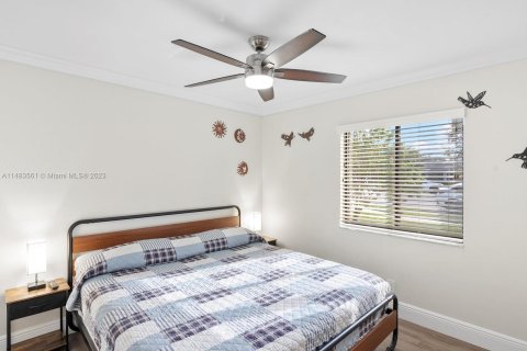 Casa en venta en Plantation, Florida, 4 dormitorios, 210.61 m2 № 827593 - foto 30