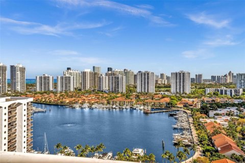 Condominio en venta en Aventura, Florida, 2 dormitorios, 135.64 m2 № 1170662 - foto 30