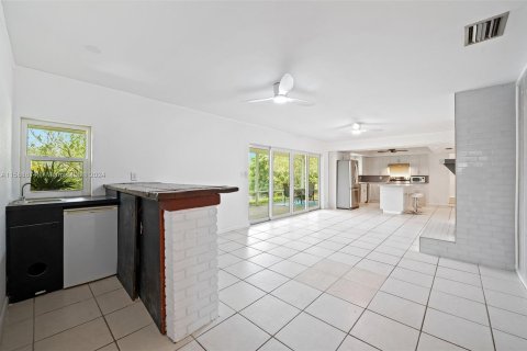 Casa en venta en Davie, Florida, 4 dormitorios, 167.5 m2 № 1185003 - foto 11