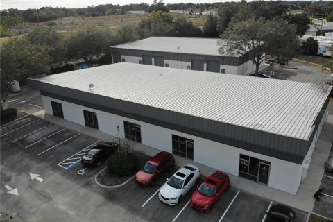 Commercial property in Sanford, Florida 9.94 sq.m. № 942964 - photo 9