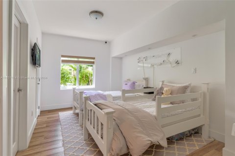 Villa ou maison à vendre à Miami, Floride: 3 chambres, 217.21 m2 № 1309408 - photo 19