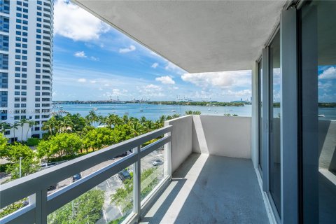 Condominio en venta en Miami Beach, Florida, 3 dormitorios, 188.5 m2 № 1309368 - foto 14