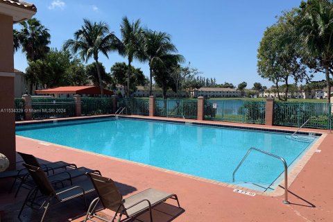 Condo in Homestead, Florida, 3 bedrooms  № 1011313 - photo 4