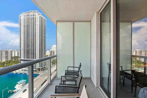 Copropriété à vendre à Hallandale Beach, Floride: 2 chambres, 96.34 m2 № 1294186 - photo 5