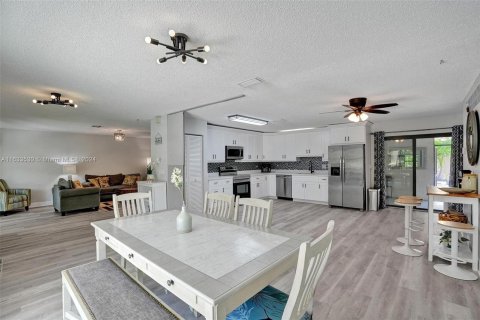 Casa en venta en Sunrise, Florida, 3 dormitorios, 140.19 m2 № 1294187 - foto 8