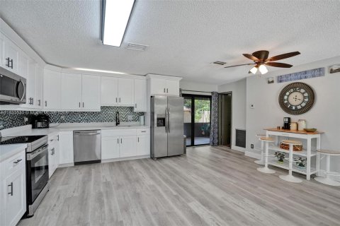 Casa en venta en Sunrise, Florida, 3 dormitorios, 140.19 m2 № 1294187 - foto 10