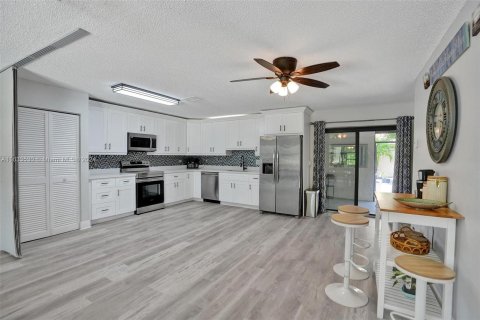 Casa en venta en Sunrise, Florida, 3 dormitorios, 140.19 m2 № 1294187 - foto 9