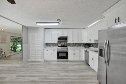 Casa en venta en Sunrise, Florida, 3 dormitorios, 140.19 m2 № 1294187 - foto 11