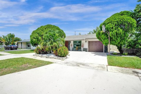 Villa ou maison à vendre à Sunrise, Floride: 3 chambres, 140.19 m2 № 1294187 - photo 5