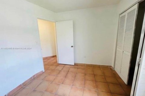 Townhouse in Miami, Florida 3 bedrooms, 96.06 sq.m. № 1345757 - photo 9